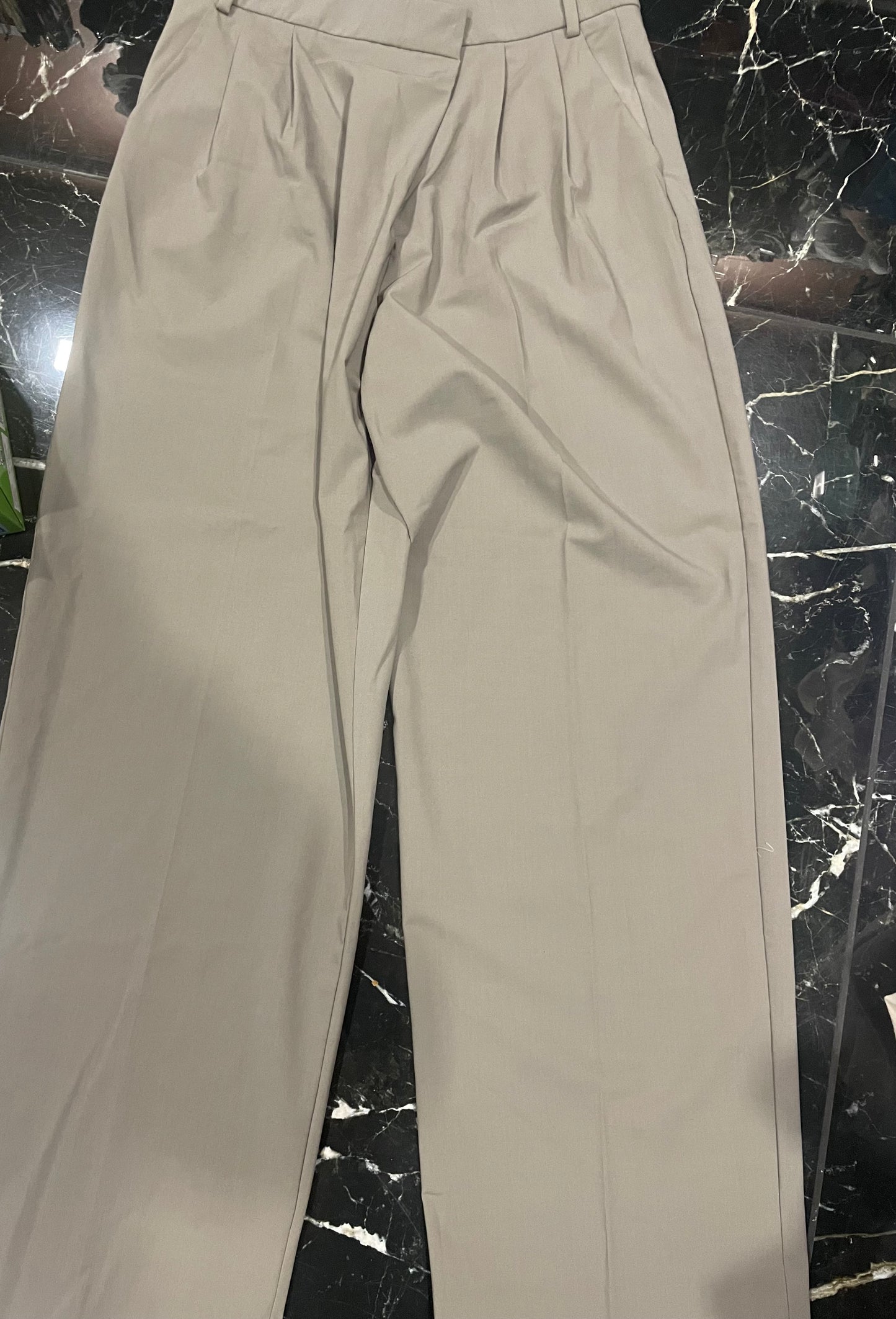 Pantalon Zara neuf 42